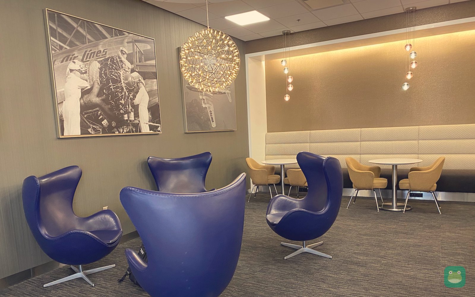 United Club, ATL Concourse T — seating area