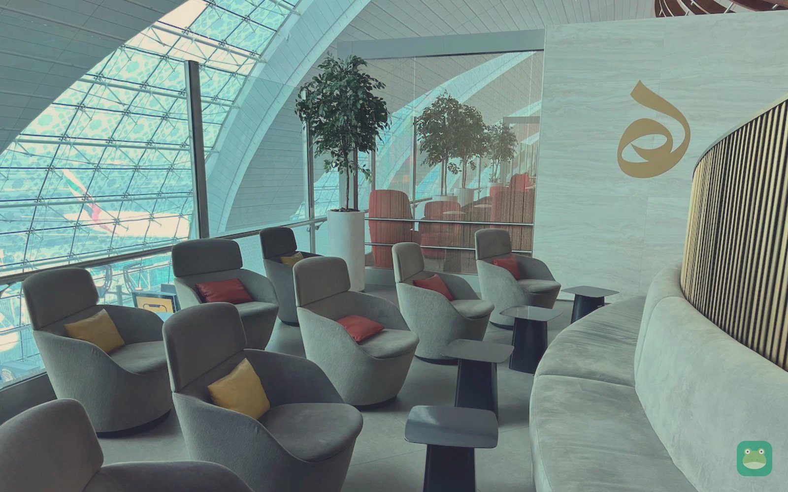 Marhaba Lounge, DXB Terminal 3 Concourse B — seating