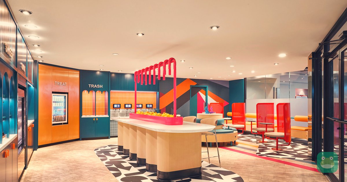 Snack bar and seating inside Poppin, ATL Concourse F