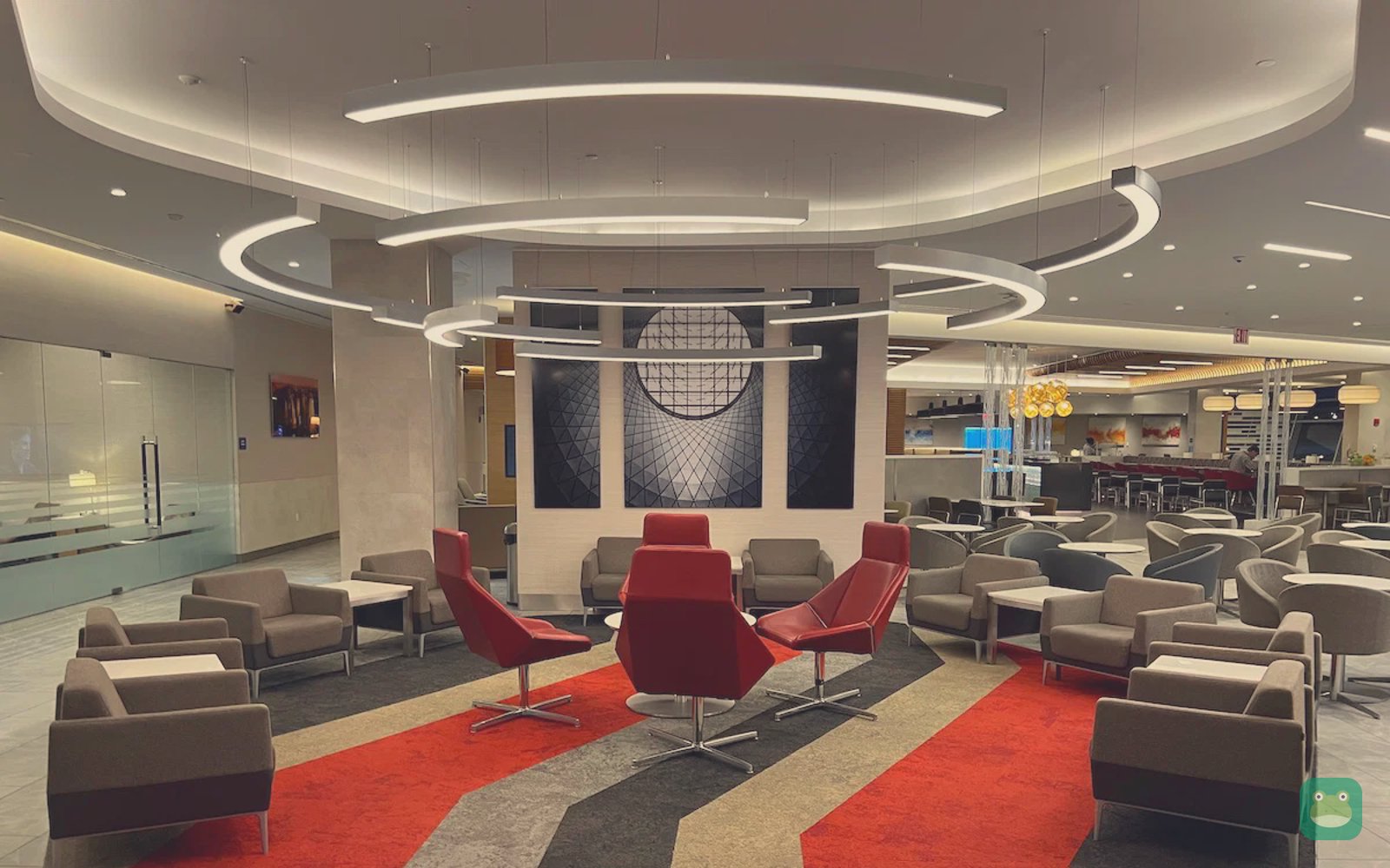 Greenwich Lounge, JFK Terminal 8 — main seating