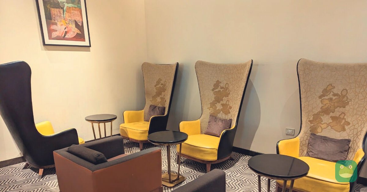 SilverKris Lounge, BKK Concourse D — seating area