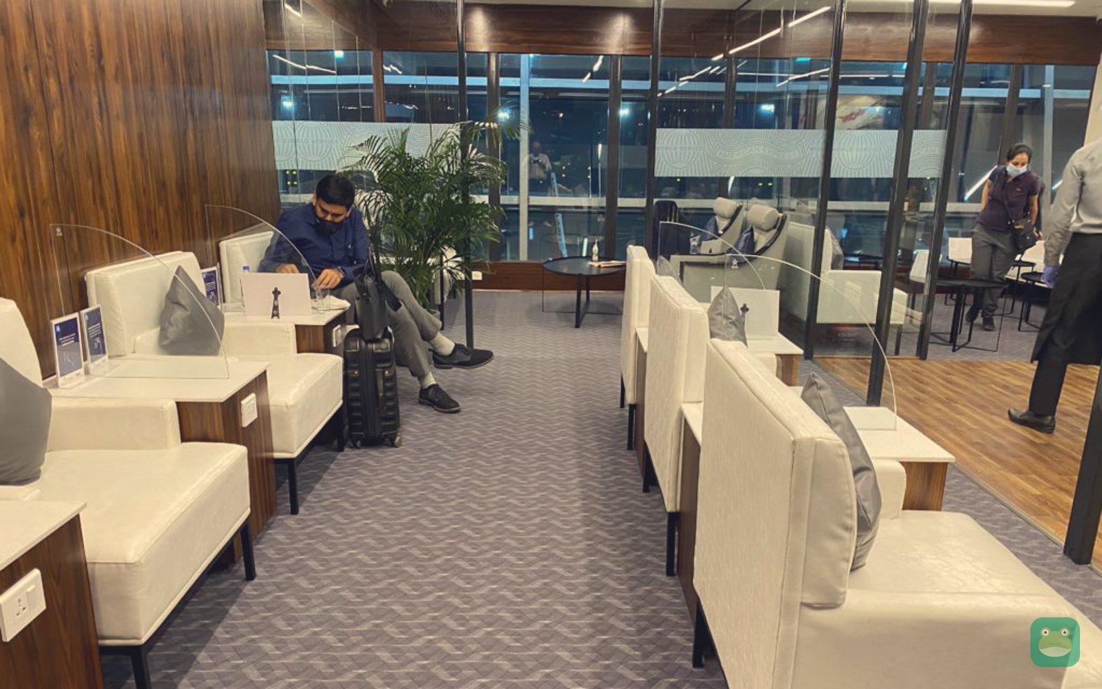 American Express (Centurion) Lounge, DEL Terminal 3 Domestic — seating