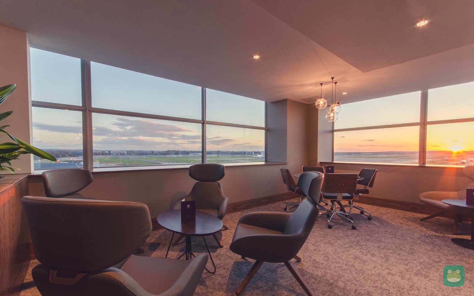 Seating at the No1 Lounge, Gatwick South Terminal