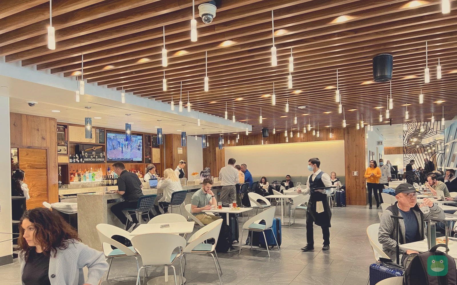 The Centurion Lounge, DFW Terminal D — bar